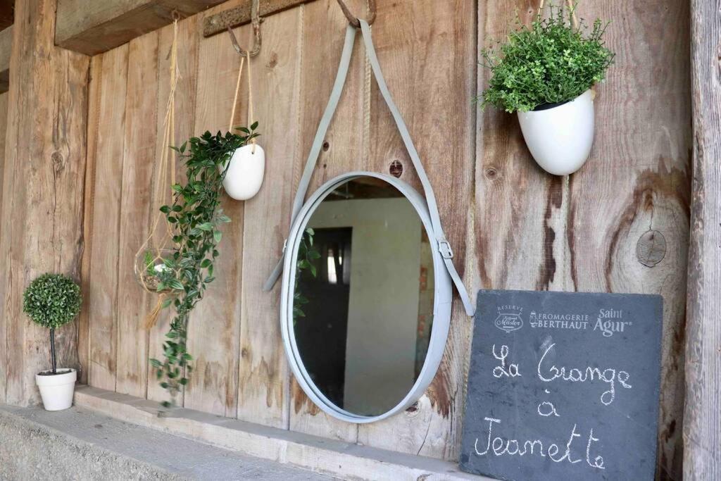 La Grange De Jeannette Daire Burnhaupt-le-Haut Dış mekan fotoğraf